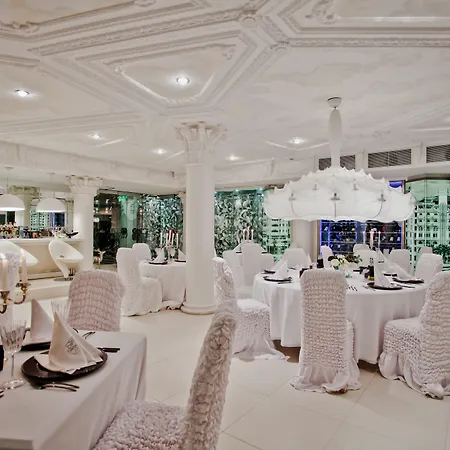 Royal Castle Design & 酒店 5*