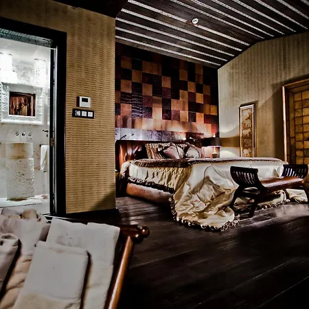 Royal Castle Design & Hotel 5*