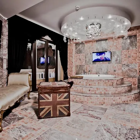 Royal Castle Design & 酒店 5*