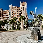 Royal Castle Design & 5*