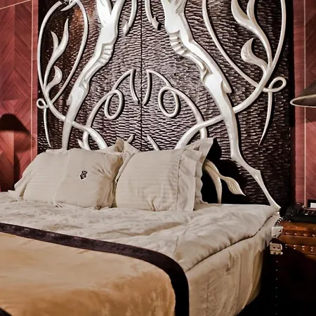 Royal Castle Design & Elenite