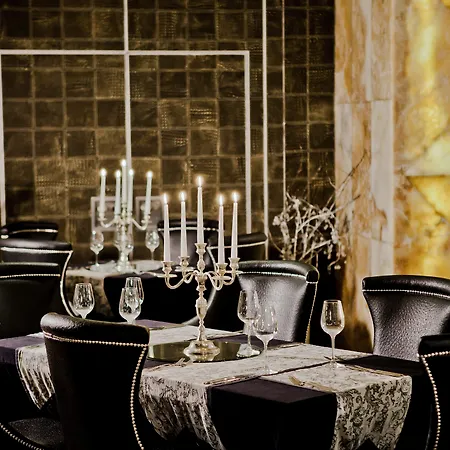 Royal Castle Design & 5*