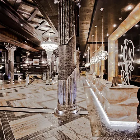 Hotel Royal Castle Design &