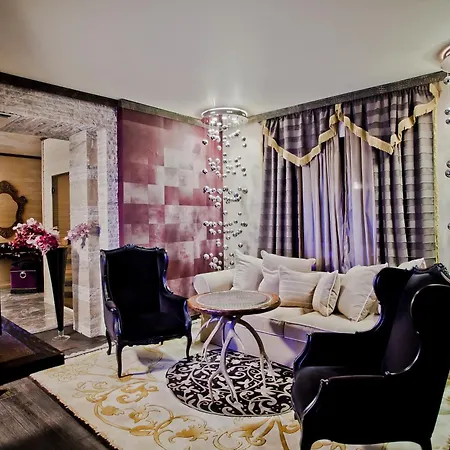 Hotel Royal Castle Design & Elenite