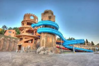 Royal Castle Design & Hotel