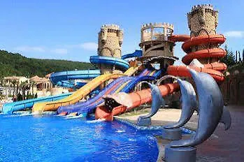 Royal Castle Design & Hotel