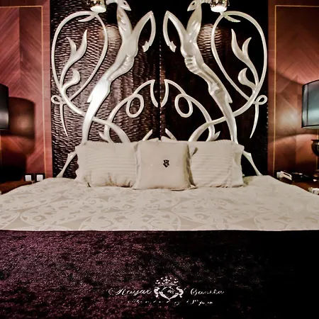 Royal Castle Design & Hotel