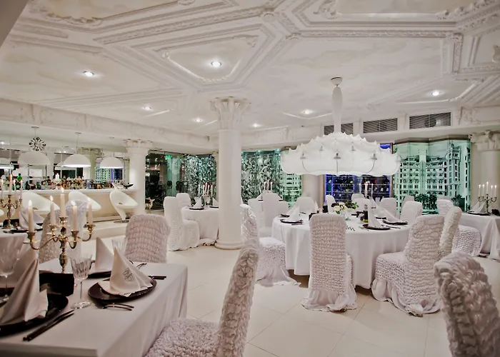 Royal Castle Design & Hotel 5*