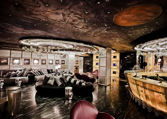 Royal Castle Design &