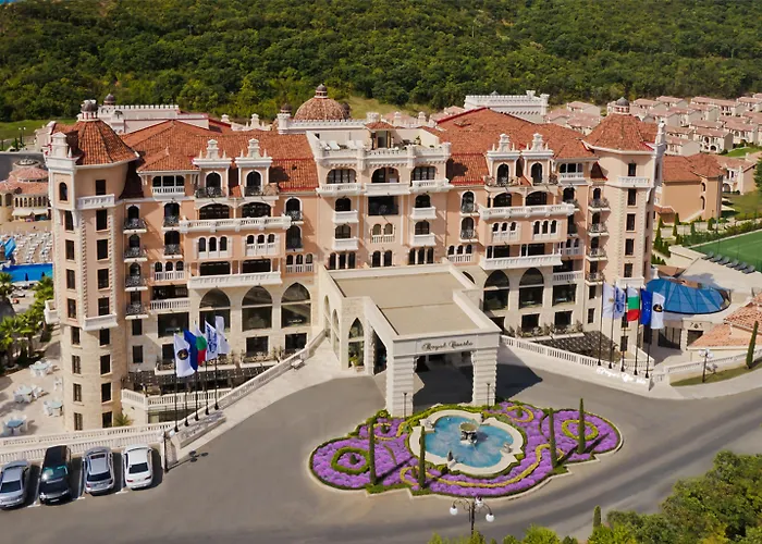 Royal Castle Design & Hotel 5*