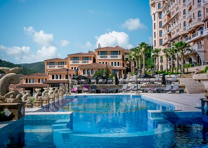 Royal Castle Design & 5* Elenite