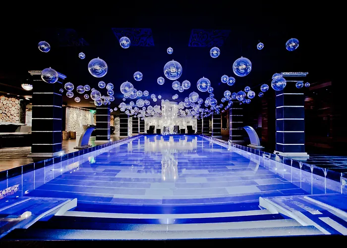 Royal Castle Design & Hotel 5*