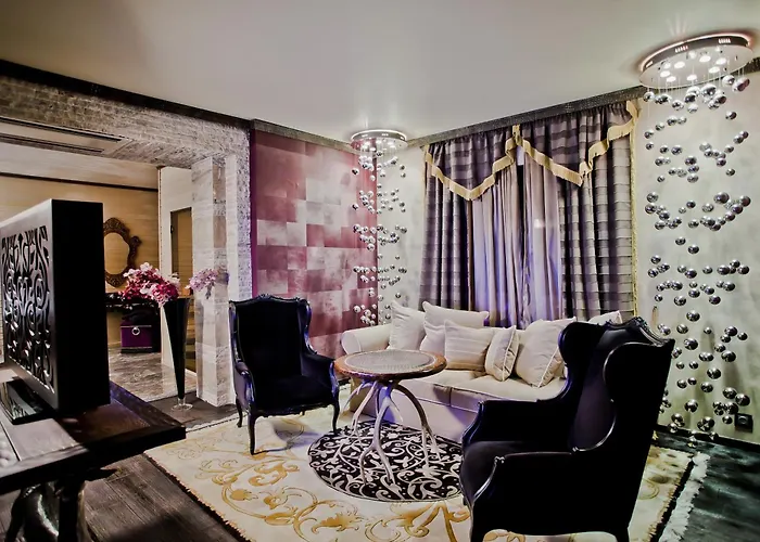 Hotel Royal Castle Design & Elenite